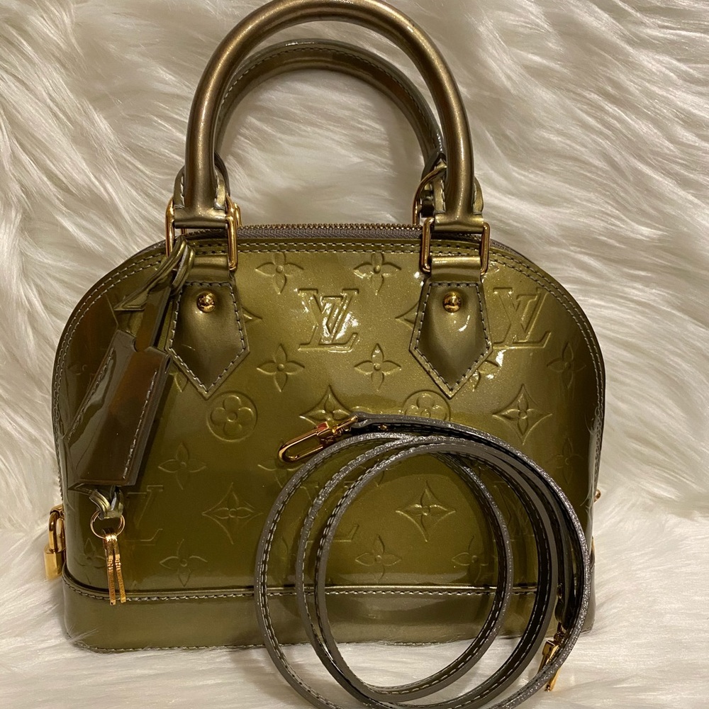 ‼️SOLD‼️Authentic Alma BB vernis